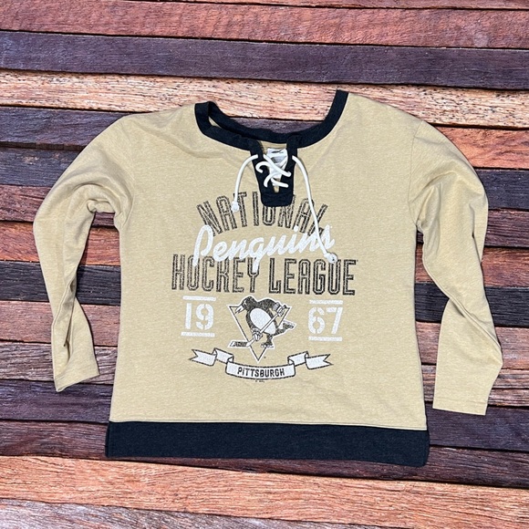 Pittsburgh Penguins NHL Hockey Womens Sports Sweatshirt Jersey Pullover - Picture 1 of 5